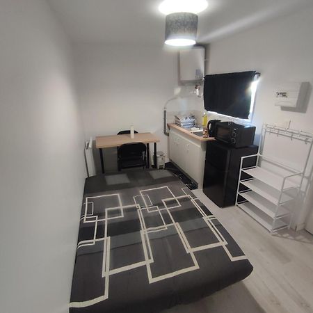 Petit F2 Meuble Independant Lejlighed Limay Eksteriør billede