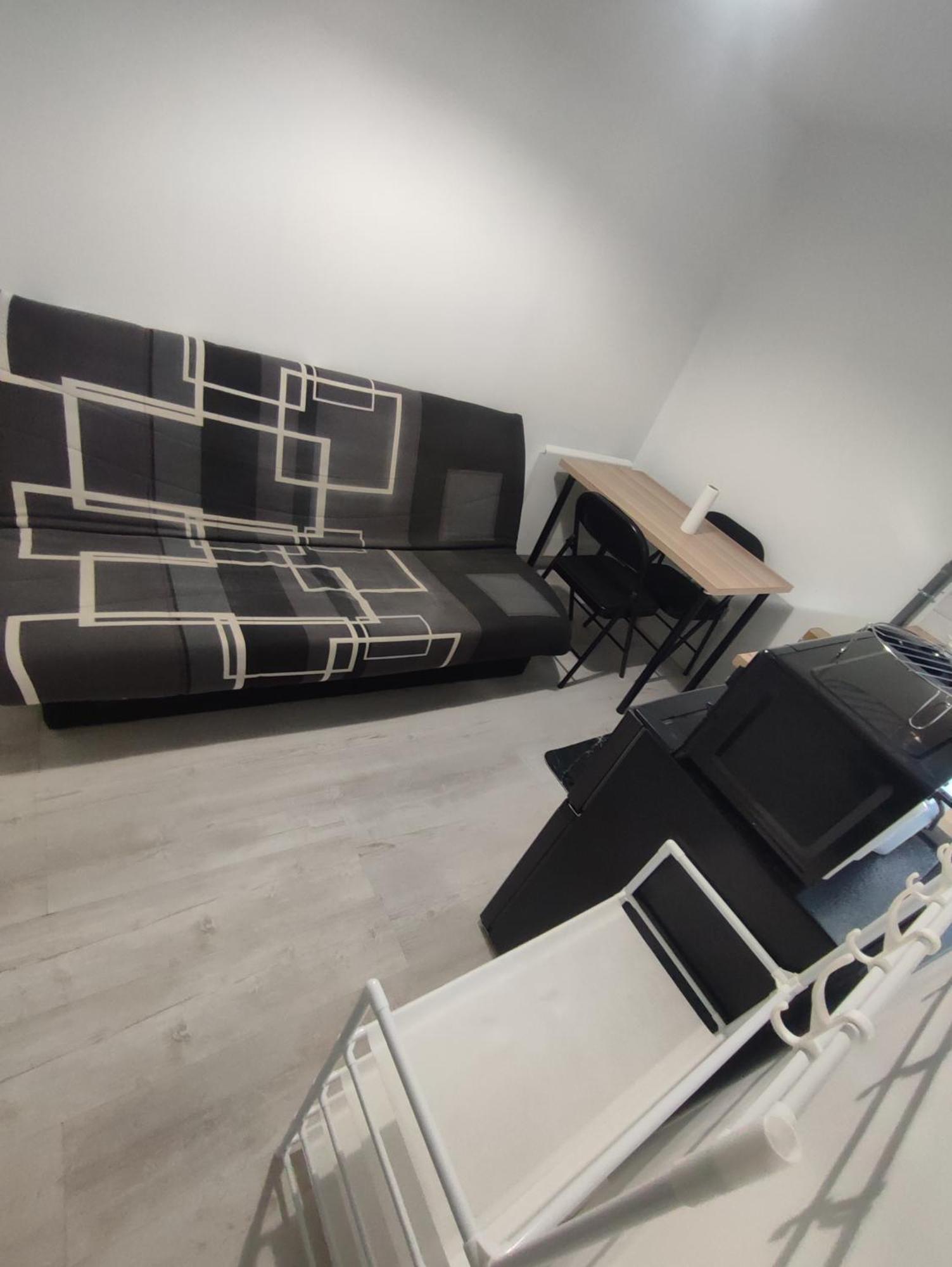 Petit F2 Meuble Independant Lejlighed Limay Eksteriør billede